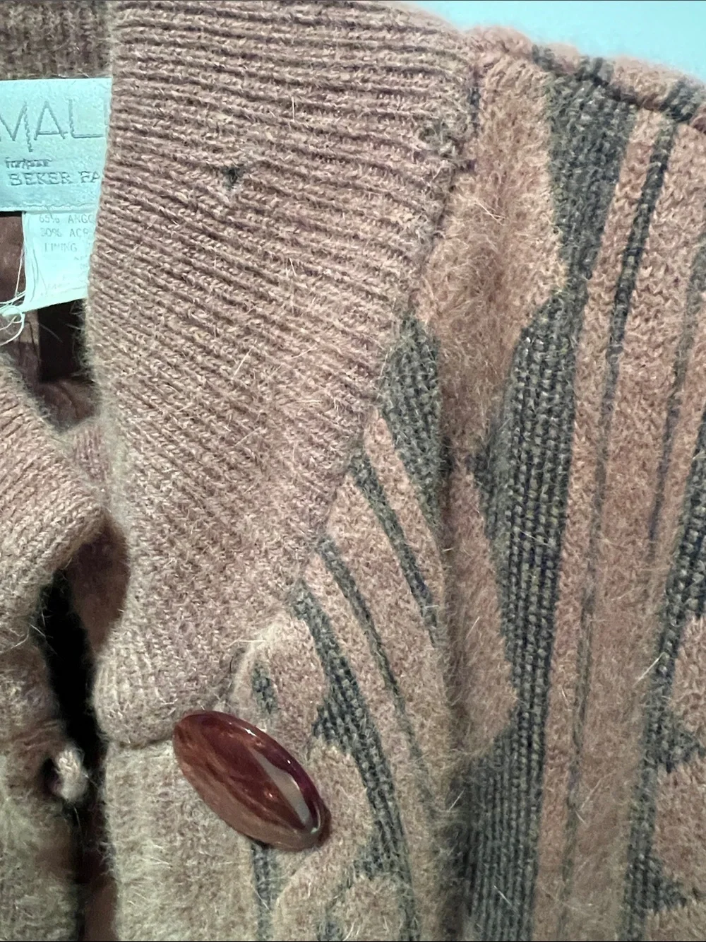 Vintage-Women's Knit & Lined Cardigan Sweater - Tan & Charcoal 65% Angora - Picture 9 of 12